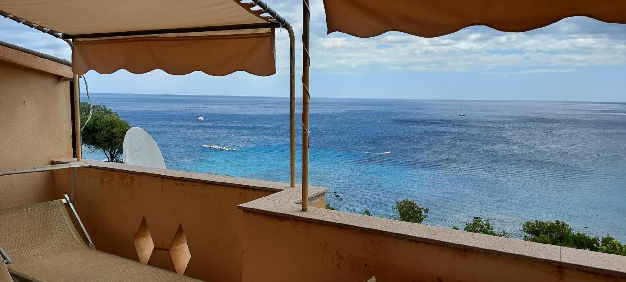 Independent Apartment With Spectacular View Cala Gonone Exterior foto